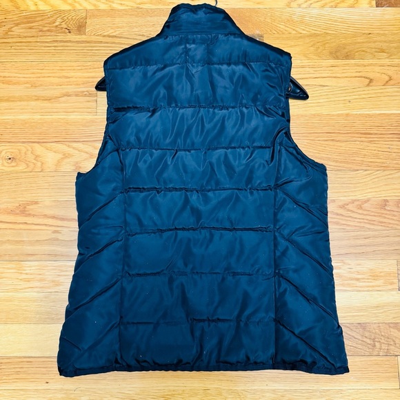 Guess Black Puffer Vest - Picture 2 of 3
